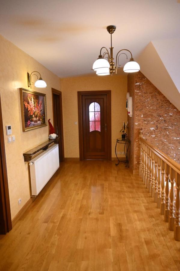 Villa Sophie Zabno Ngoại thất bức ảnh