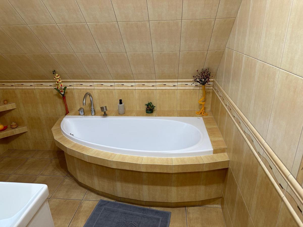 Villa Sophie Zabno Ngoại thất bức ảnh
