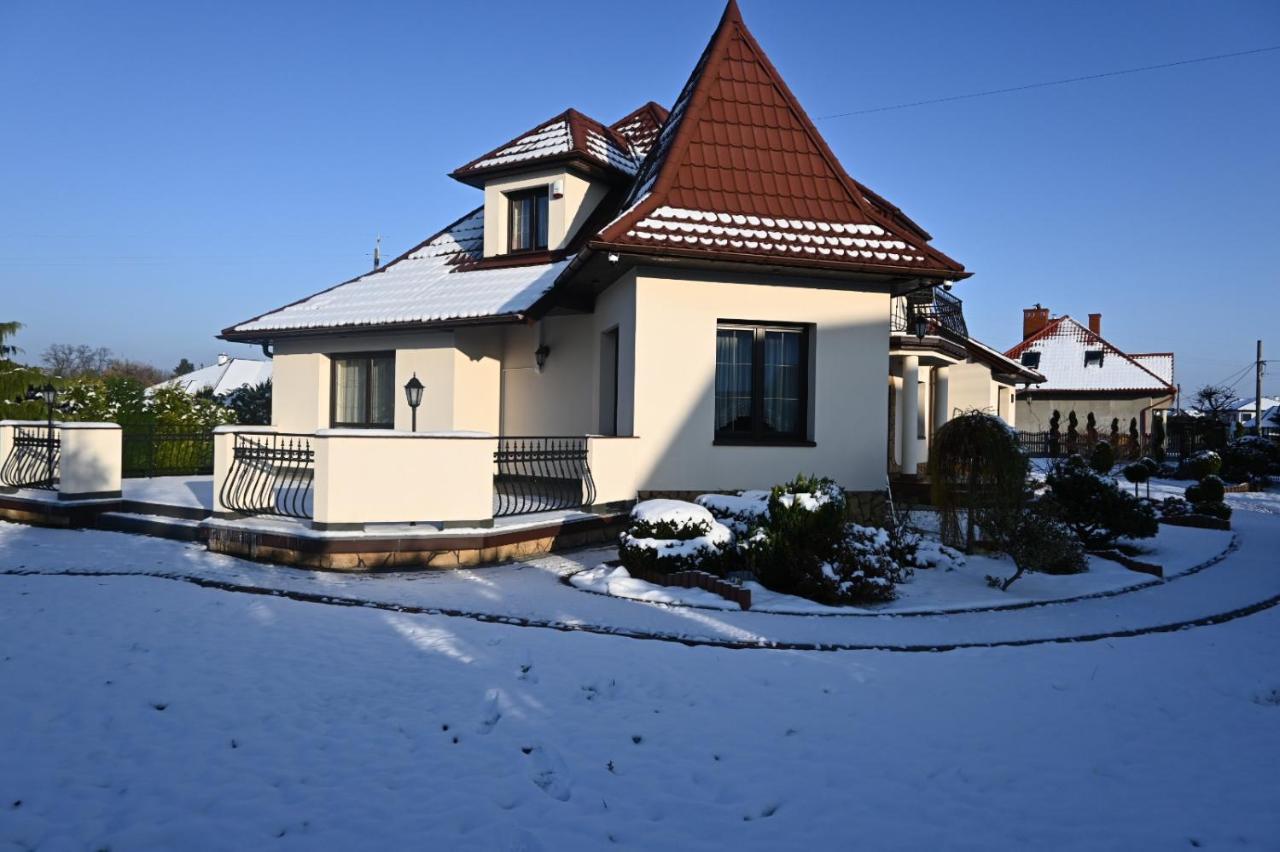Villa Sophie Zabno Ngoại thất bức ảnh