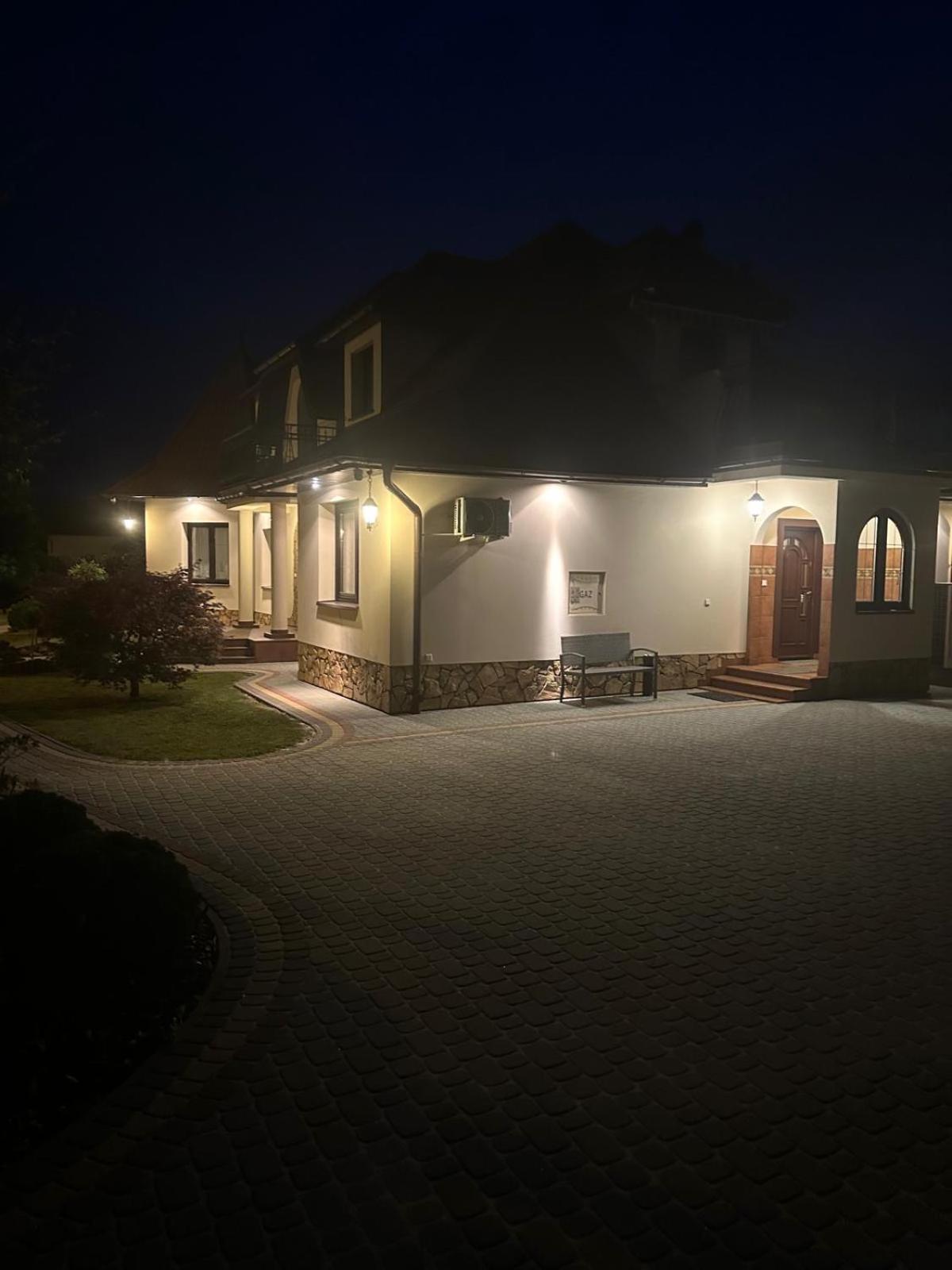 Villa Sophie Zabno Ngoại thất bức ảnh