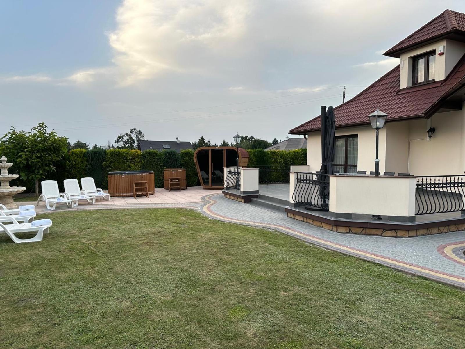 Villa Sophie Zabno Ngoại thất bức ảnh